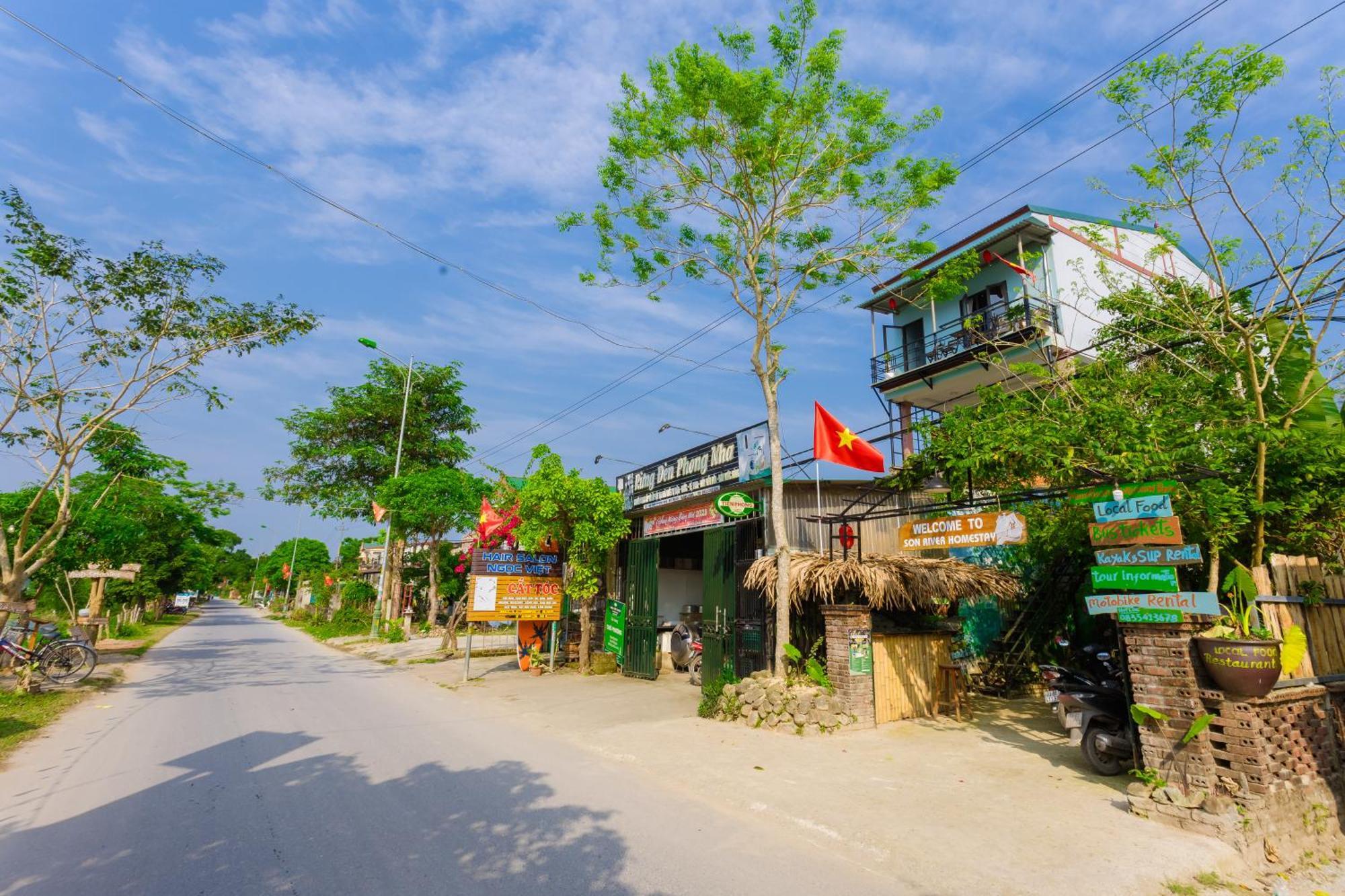 פונג נה Son River Homestay מראה חיצוני תמונה